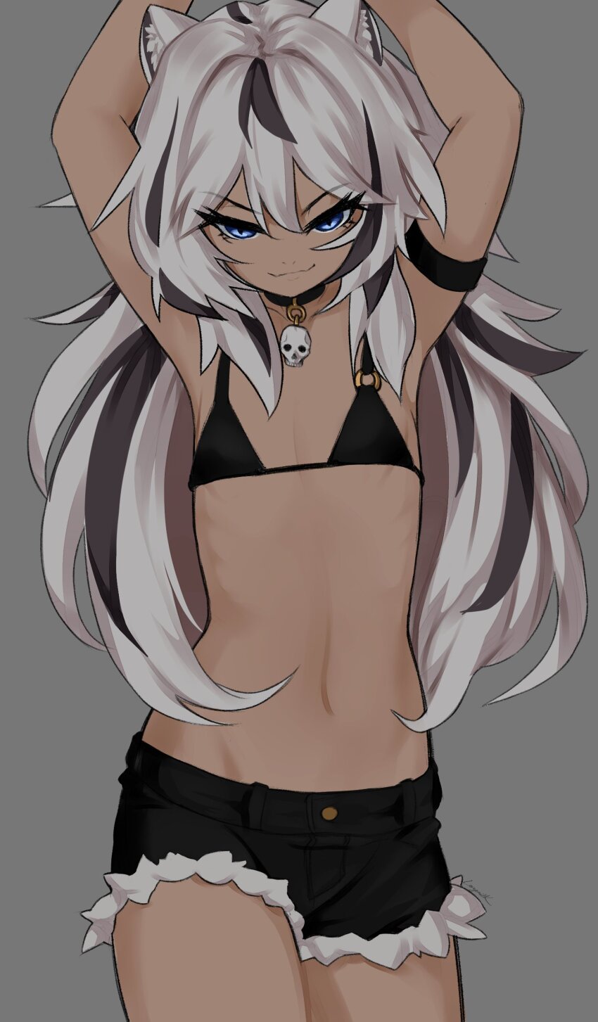 &gt;:) 1girl absurdres animal_ears armband arms_up black_armband black_bra black_hair black_shorts bra collar dark-skinned_female dark_skin flat_chest fur-trimmed_shorts fur_trim gaomi_goro grey_background highres largemilk long_hair looking_at_viewer multicolored_hair navel short_shorts shorts simple_background skull_ornament smile stellarversepro stomach tiger_ears tiger_girl two-tone_hair underwear v-shaped_eyebrows virtual_youtuber white_hair