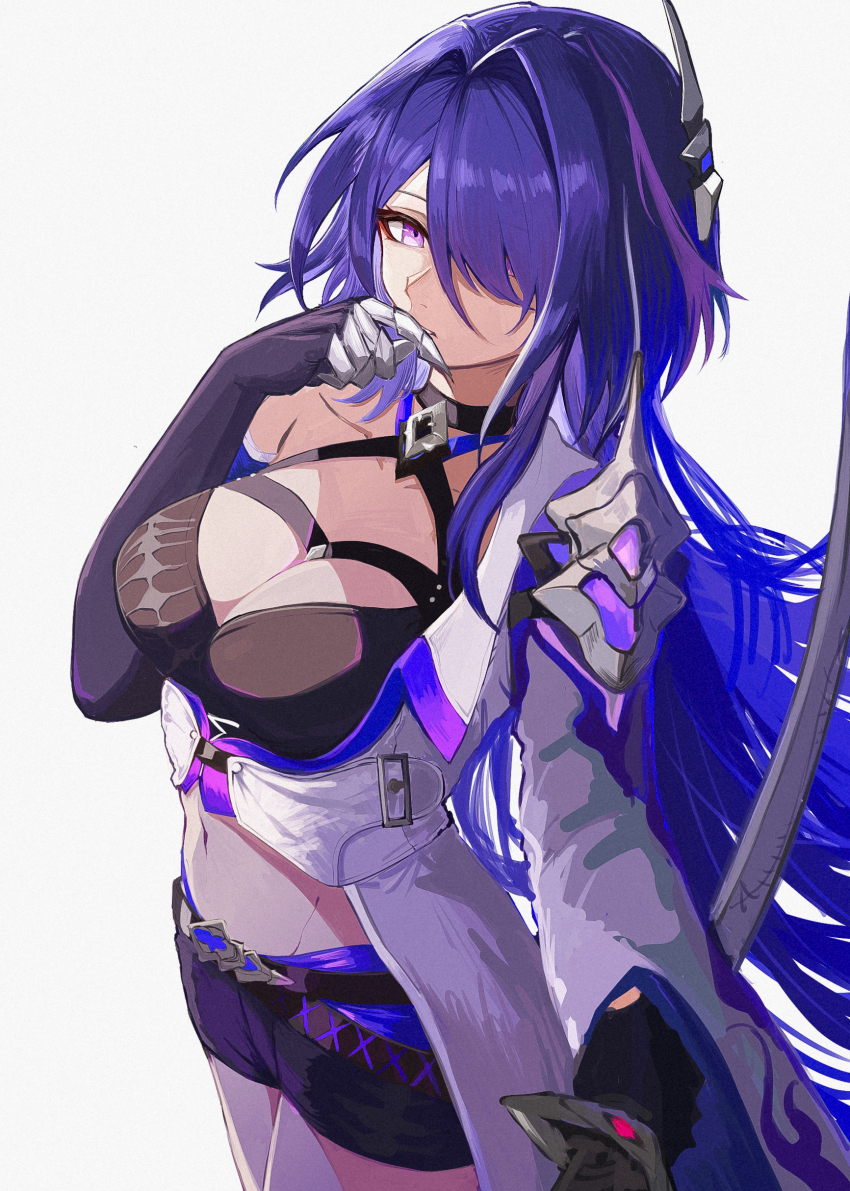 1girl absurdres acheron_(honkai:_star_rail) black_choker black_gloves black_shorts breasts choker cleavage coat commentary cowboy_shot gloves grey_background hair_intakes hair_ornament hair_over_one_eye halterneck harukan_tiusu highres honkai:_star_rail honkai_(series) large_breasts long_hair looking_at_viewer midriff navel purple_eyes purple_hair short_shorts shorts simple_background solo standing very_long_hair white_coat