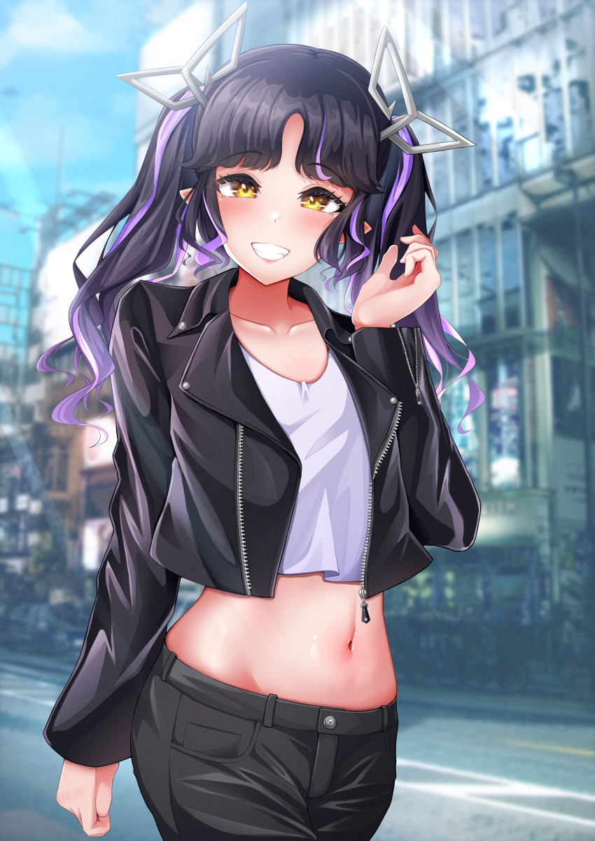 1girl absurdres alternate_costume black_hair black_jacket black_pants blue_sky blurry blurry_background blush building city cloud commentary_request cowboy_shot crop_top cropped_jacket day demon_girl demon_horns grey_horns grey_shirt grin hand_up highres horns jacket kojo_anna long_hair looking_at_viewer midriff multicolored_hair nanashi_inc. navel open_clothes open_jacket outdoors pants parted_lips pointy_ears purple_hair robou_no_stone shirt sky smile solo twintails two-tone_hair virtual_youtuber wavy_hair yellow_eyes zipper