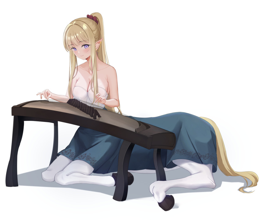 1girl aqua_skirt bare_shoulders blonde_hair blue_eyes blunt_bangs breasts centaur chinese_commentary cleavage closed_mouth collarbone commentary_request ear_chain full_body guzheng hair_ornament hair_scrunchie horse_tail instrument krukaru light_blush long_hair looking_at_viewer medium_breasts monster_girl multiple_legs music original playing_instrument pointy_ears ponytail scrunchie shadow shirt simple_background sitting skirt smile solo strapless strapless_shirt tail taur white_background white_shirt