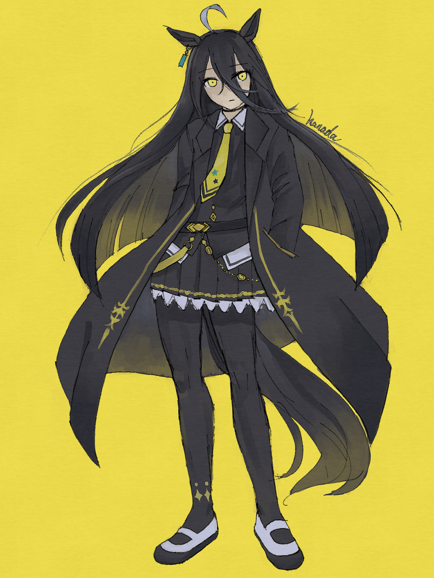 1girl animal_ears belt black_belt black_hair black_skirt ear_tag earrings hanada_(cobalt003) hands_in_pockets highres horse_ears horse_girl horse_tail jewelry long_hair looking_at_viewer manhattan_cafe_(umamusume) medium_hair pleated_skirt shoes signature simple_background single_earring skirt solo tail umamusume very_long_hair white_hair white_shoes yellow_background yellow_eyes