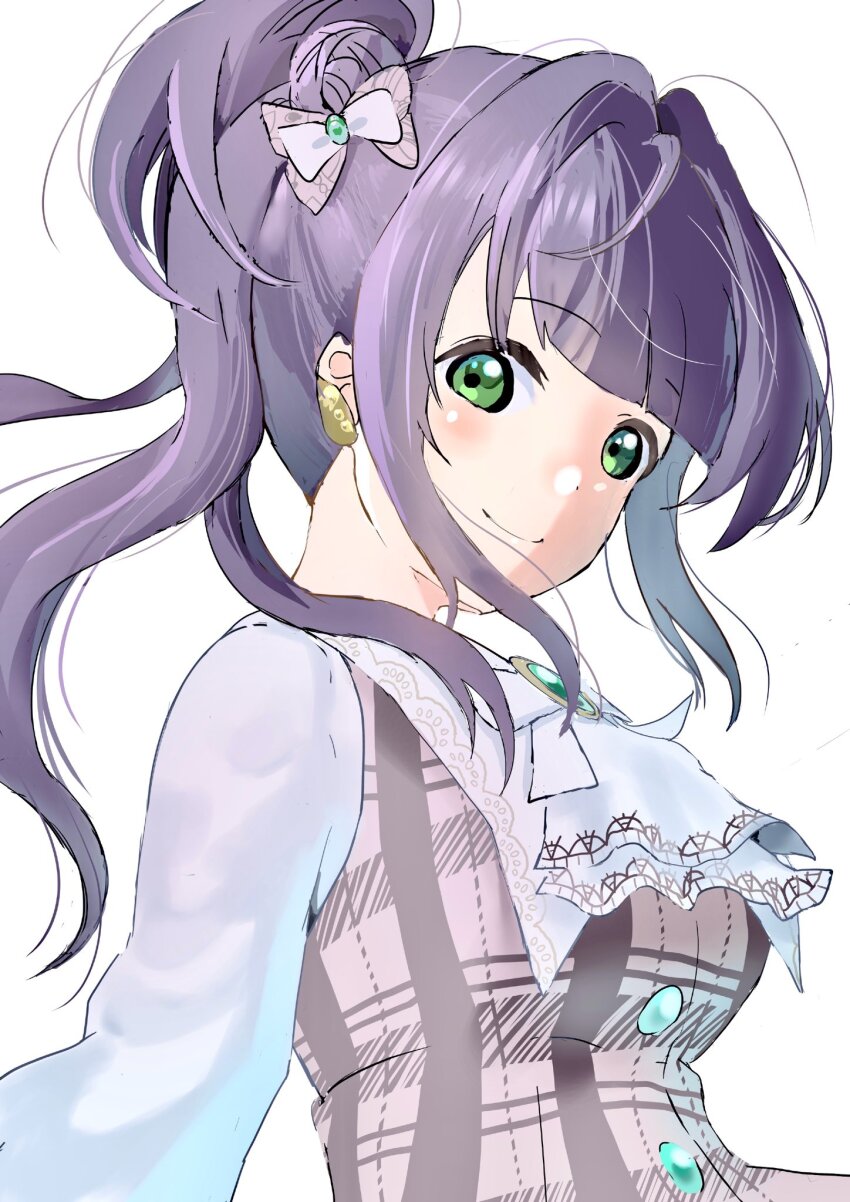 1925sy 1girl ascot bow bowtie breasts closed_mouth commentary dress green_eyes grey_dress hair_bow hair_bun highres holiday_holiday_(love_live!) large_breasts link!_like!_love_live! long_hair looking_at_viewer love_live! otomune_kozue plaid_clothes plaid_dress purple_hair side_ponytail sidelocks simple_background single_side_bun smile solo upper_body virtual_youtuber white_ascot white_background white_bow white_bowtie white_sleeves