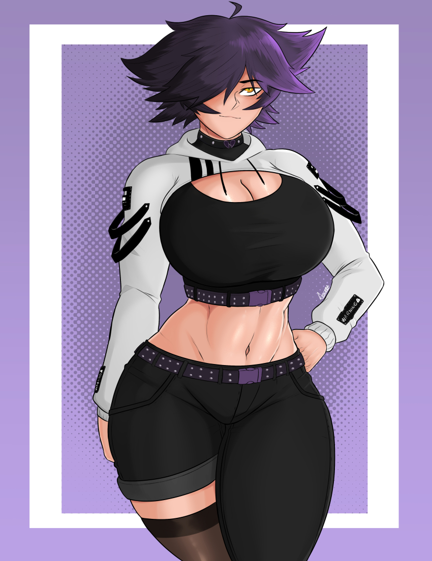 1girl absurdres arm_at_side artist_name asymmetrical_legwear belt black_pants black_shirt black_thighhighs blush breasts capri_pants cleavage cleavage_cutout clenched_hand closed_mouth clothes_lift clothing_cutout cowboy_shot cropped_hoodie cropped_shirt escriba female_focus goth_fashion grey_hoodie hair_over_one_eye half-closed_eye hand_on_own_hip highres hood hood_down hoodie hoodie_lift karma_(vtuber) large_breasts long_sleeves looking_at_viewer midriff navel owozu pants purple_background purple_belt purple_hair shirt short_hair simple_background smile smug solo standing thighhighs toned two-tone_background virtual_youtuber white_background wide_hips yellow_eyes