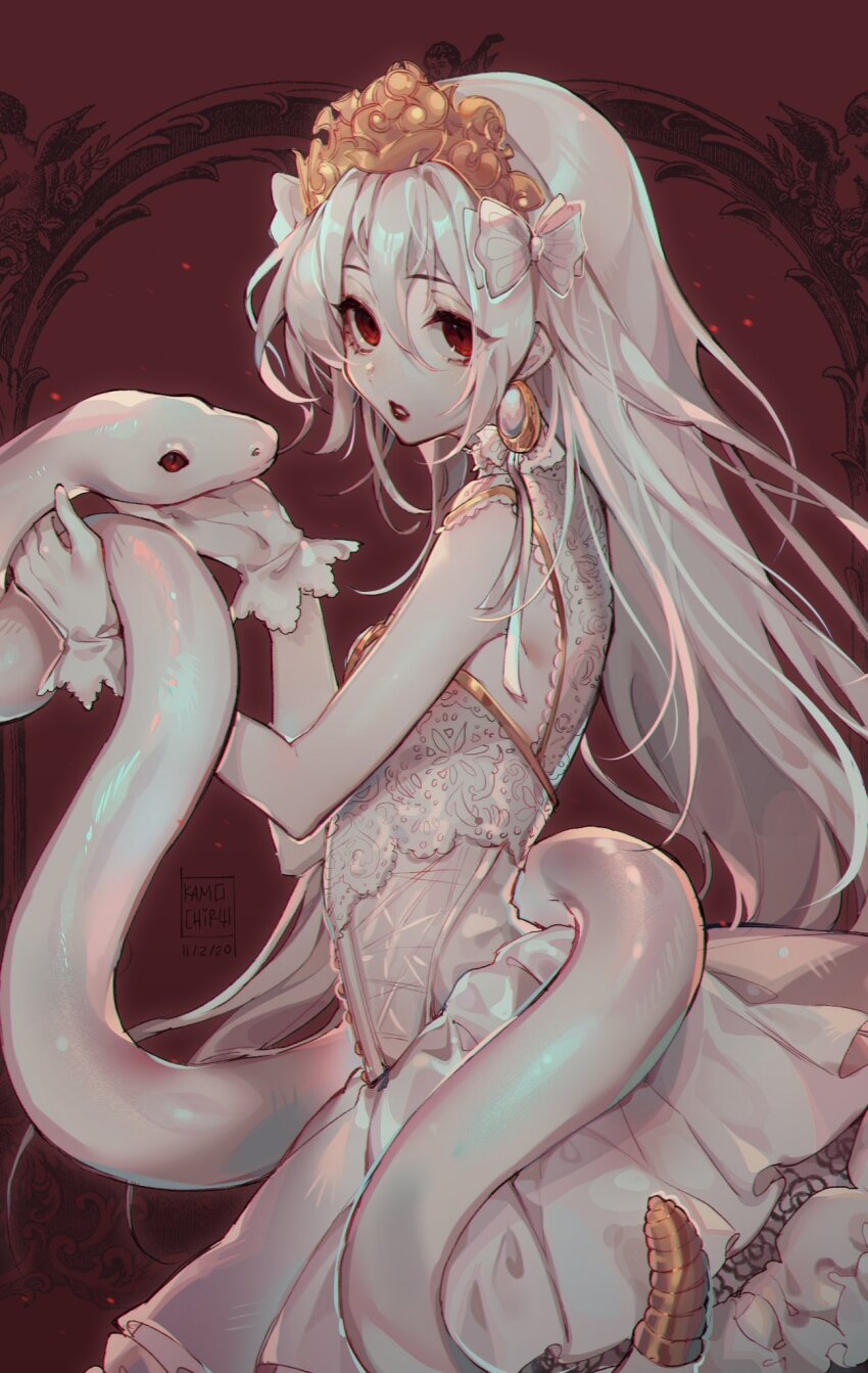 1girl aegyo_sal animal bare_arms bare_shoulders bow corset cowboy_shot dated dress earrings frilled_dress frills from_side gloves gold_earrings gold_tiara gold_trim hair_between_eyes hands_up highres holding holding_animal holding_snake jewelry kamochiru lace lace-trimmed_dress lace_trim lips long_hair looking_at_viewer looking_back original rattlesnake red_background red_eyes ringed_eyes signature simple_background snake solo standing white_bow white_corset white_dress white_gloves white_hair white_snake