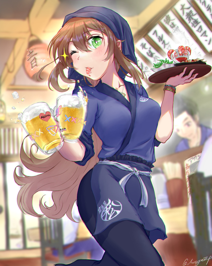 1girl artist_name beer_mug blurry blurry_background bracelet breasts brown_hair chair cleavage cup eating green_eyes heart highres holding holding_tray indoors izakaya jewelry lantern matsunaga_iori motoja_72p mouth_hold mug necklace one_eye_closed open_mouth paper_lantern samue shrimp smile sparkle sweat tray twitter_username virtual_youtuber vocaloid vsinger_(vocaloid)