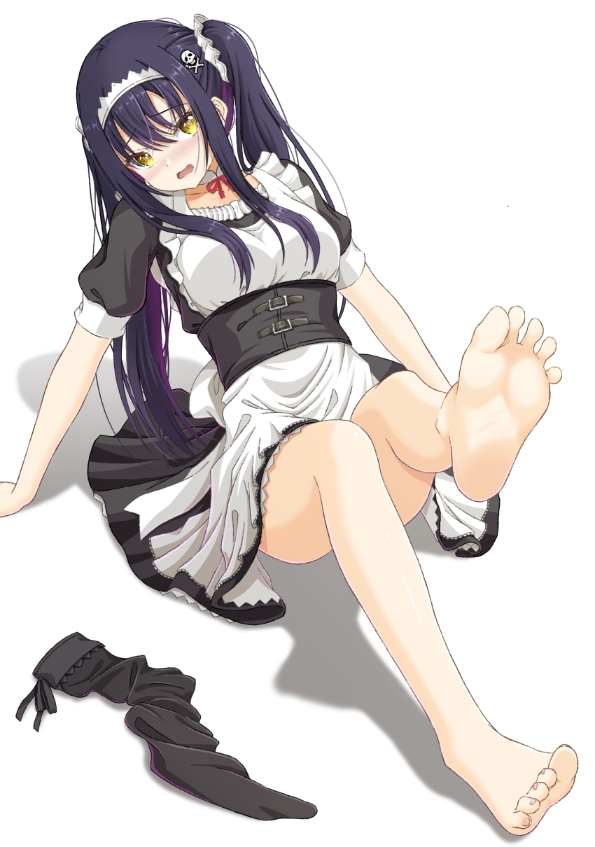1girl apron arm_support barefoot black_corset black_dress black_hair blush bone_hair_ornament commentary corset dress feet foot_focus frilled_apron frills full_body hair_ornament hair_ribbon highres kushima_kamome leg_up legs long_hair looking_at_viewer maid maid_apron maid_headdress mochimugi_rice open_mouth ribbon short_sleeves simple_background sitting skull_and_crossbones socks soles solo summer_pockets toes unworn_socks white_apron white_background white_ribbon yellow_eyes