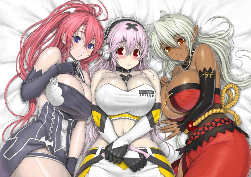 3girls absurdres antenna_hair bare_shoulders blush breasts bursting_breasts cleavage curvy dark-skinned_female dark_elf dark_skin dress elbow_gloves elf gloves gradient_background headphones highres huge_breasts ignis_(jingai_makyou) jingai_makyou large_breasts long_hair looking_at_viewer midriff multiple_girls navel nitro+_blasterz nitroplus orange_eyes parted_lips pink_hair pointy_ears ponytail purple_eyes red_eyes red_hair sansei_muramasa smile soukou_akki_muramasa super_sonico tsuji_santa very_long_hair white_hair wide_hips