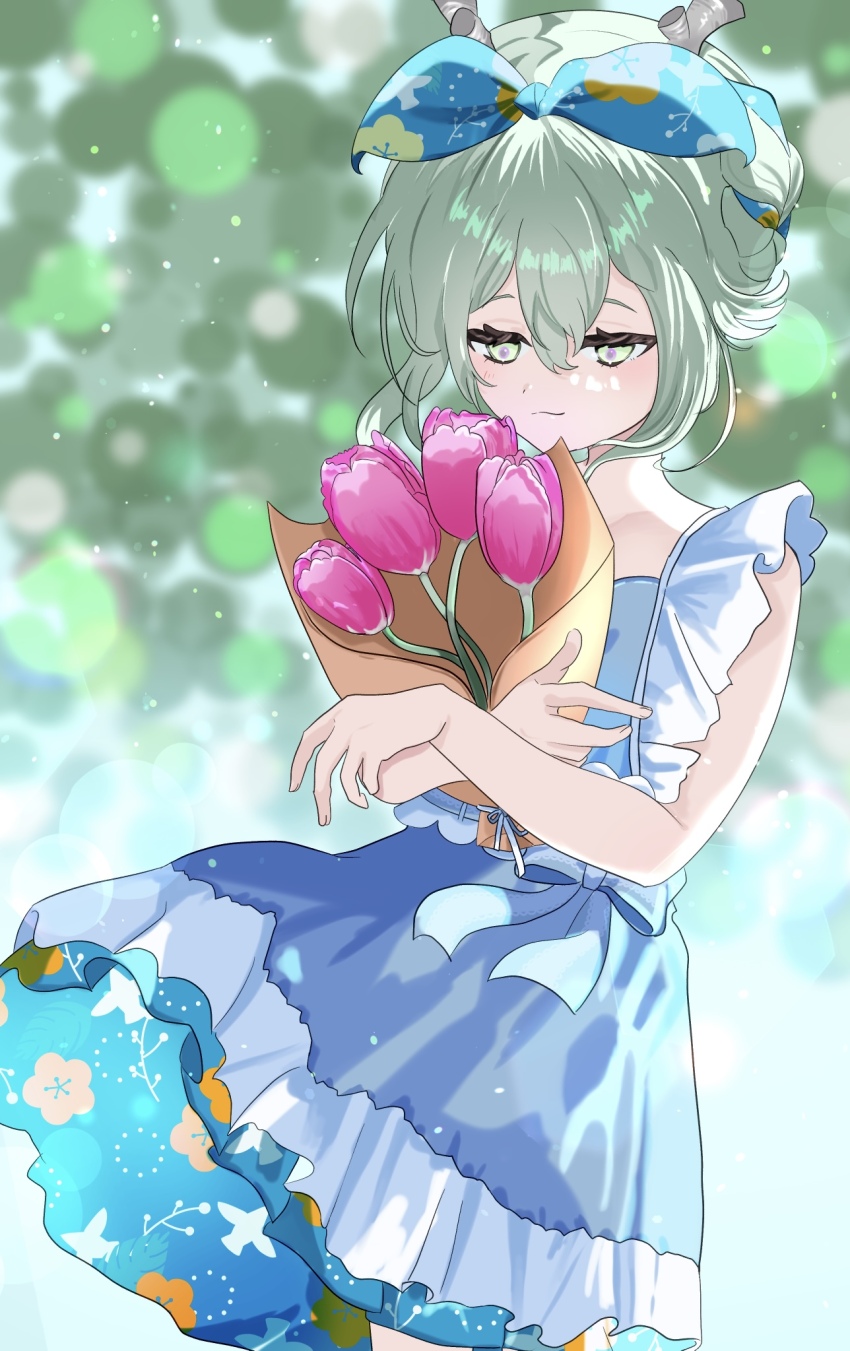 1girl antlers bare_arms blue_dress bouquet bow dress fate/grand_order fate_(series) flower green_eyes green_hair hair_between_eyes hair_ornament highres holding holding_flower horns louhi_(fate) louhi_(first_ascension)_(fate) pink_flower pink_tulip ribbon short_hair simple_background sleeveless solo tulip yuritoame
