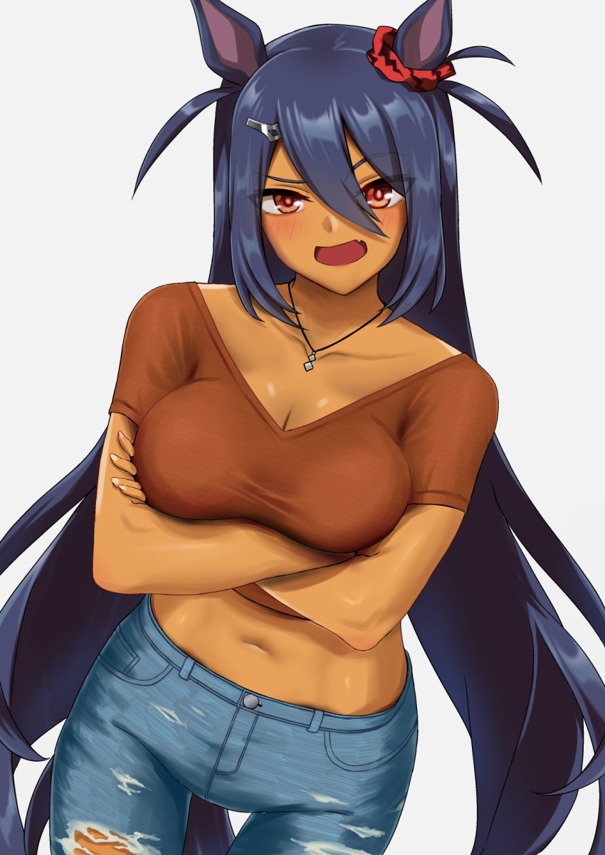 1girl animal_ears black_hair breasts brown_shirt cleavage commentary_request cowboy_shot cropped_shirt crossed_arms dark-skinned_female dark_skin denim ear_ornament hair_between_eyes hair_ornament hairclip hakase_yurisuki highres hishi_amazon_(umamusume) horse_ears horse_girl horse_tail jeans jewelry large_breasts long_hair looking_at_viewer midriff navel necklace open_mouth pants red_eyes shirt simple_background smile solo tail torn_clothes torn_jeans torn_pants umamusume very_long_hair white_background