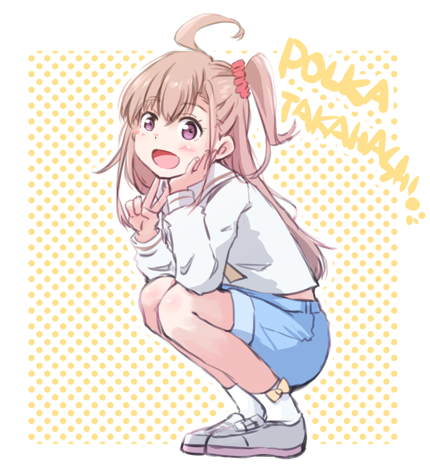 1girl absurdres ahoge alternate_eye_color alternate_hair_color blue_shorts brown_hair character_name commentary_request cropped_shirt english_text highres ikizulive!_love_live!_bluebird long_hair looking_at_viewer love_live! maruyo one_side_up polka_dot polka_dot_background purple_eyes red_scrunchie sailor_collar sailor_shirt scrunchie shirt short_shorts shorts solo squatting takahashi_polka v white_sailor_collar white_shirt