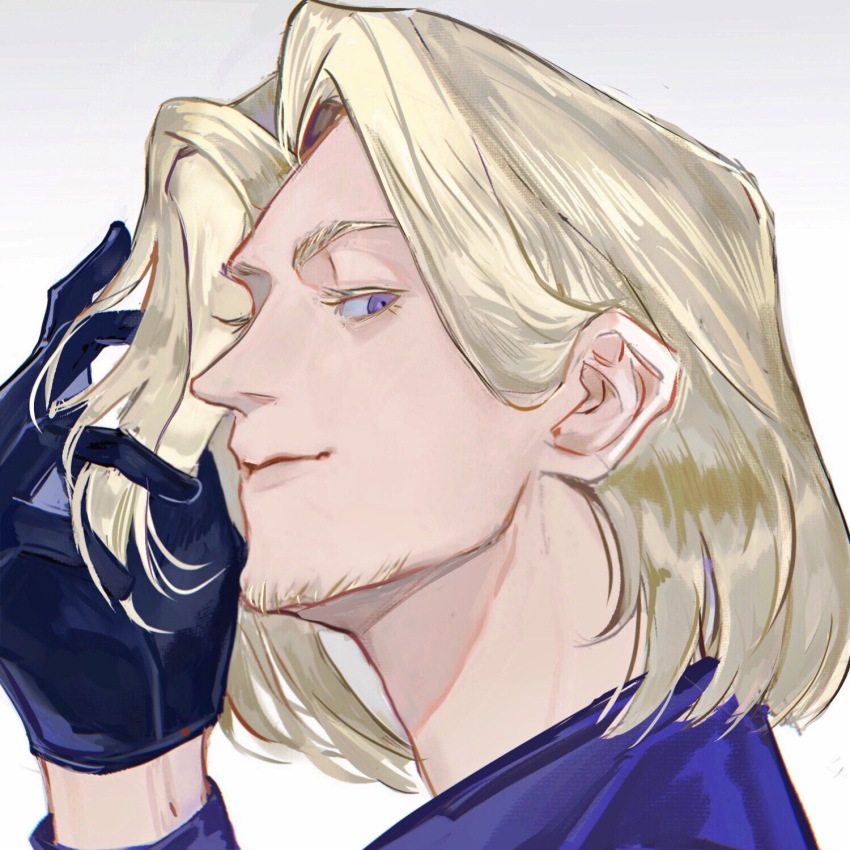1boy axis_powers_hetalia blonde_hair facial_hair france_(hetalia) gloves goatee_stubble highres looking_at_viewer male_focus portrait purple_eyes short_hair simple_background smile solo stubble wanlaijuji132 white_background