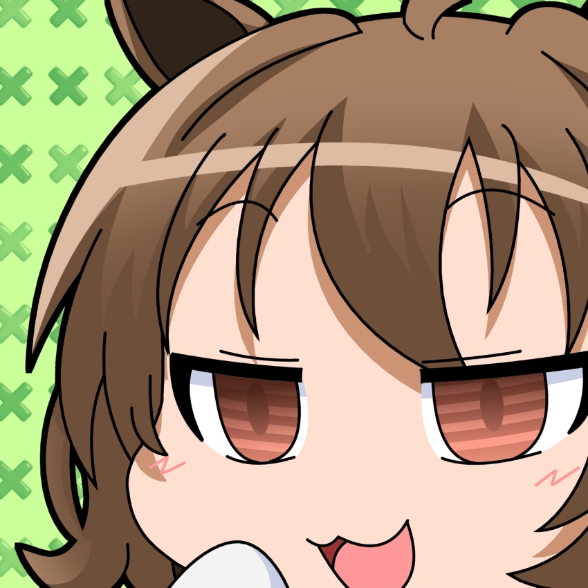 1girl :3 agnes_tachyon_(umamusume) ahoge animal_ears brown_eyes brown_hair close-up commentary_request green_background highres horse_ears horse_girl mikazuki_neko open_mouth patterned_background smile solo striped_irises umamusume