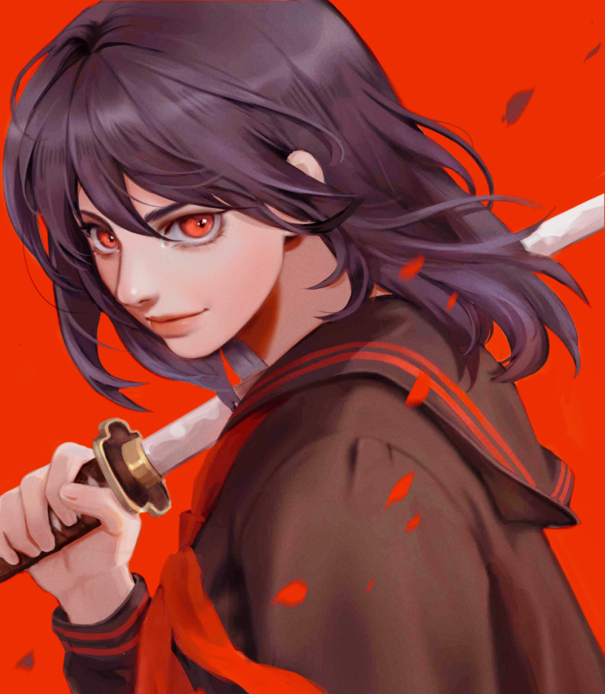 1girl chinese_commentary closed_mouth commentary_request eyelashes grey_sailor_collar grey_shirt hair_between_eyes highres holding holding_sword holding_weapon katana lips long_hair looking_at_viewer neckerchief original over_shoulder petals pink_lips purple_hair red_background red_eyes red_neckerchief rose_petals sailor_collar school_uniform serafuku shirt simple_background smile solo sword thick_eyebrows upper_body weapon weapon_over_shoulder youlizi-yuri