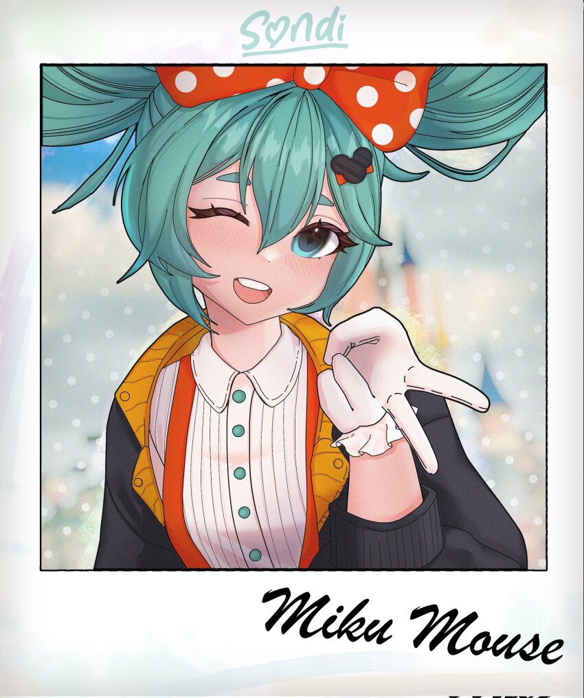 1girl aqua_eyes aqua_hair blue_eyes blue_hair bow cosplay gloves hair_bow hair_ornament hatsune_miku highres long_hair looking_at_viewer mickey_mouse mickey_mouse_&amp;_friends mickey_mouse_(cosplay) parody smile solo sondi69445 upper_body very_long_hair vocaloid