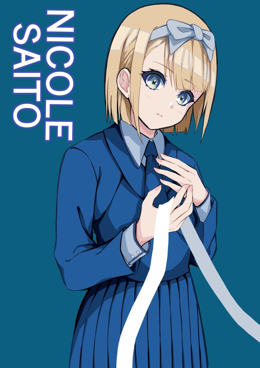 1girl 22/7 asymmetrical_bangs blonde_hair blue_background blue_bow blue_dress blue_hairband blue_necktie blush bob_cut boku_ga_motteru_mono_nara bow bow_hairband closed_mouth collared_shirt cowboy_shot dress green_eyes hair_bow hairband highres holding holding_ribbon inverted_bob lionmaru0808 long_sleeves looking_at_viewer necktie pleated_dress ribbon saito_nicole shirt short_hair simple_background solo standing