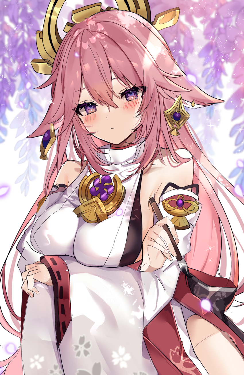 1girl absurdres animal_ears back_bow bare_shoulders blush bow breasts closed_mouth detached_sleeves earrings fox_ears genshin_impact hair_between_eyes hair_ornament highres holding holding_brush jewelry large_breasts long_hair long_sleeves looking_at_viewer multicolored_eyes pale_skin pink_hair side_slit sideboob solo very_long_hair yae_miko yuzukiyuno_(yunmu_g)