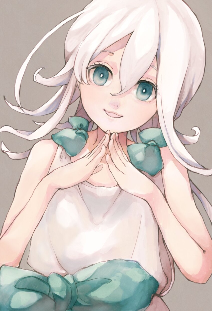 1girl bright_pupils double-parted_bangs eyelashes green_eyes grey_background hair_between_eyes highres long_hair looking_at_viewer nier nier_(series) open_mouth own_hands_together shirt simple_background smile solo upper_body wasamo_tokiseka white_hair white_pupils white_shirt yonah