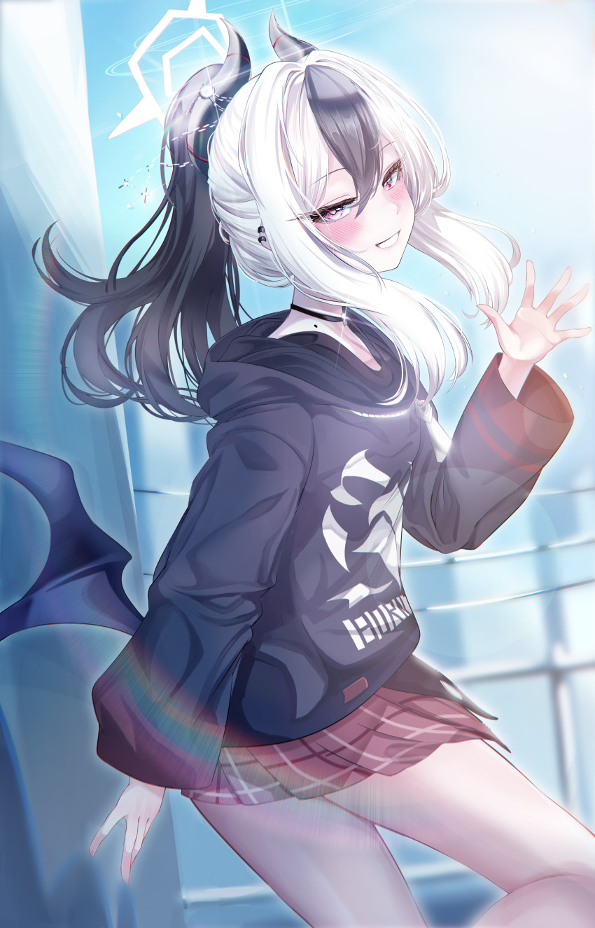 1girl absurdres black_hair black_hoodie blue_archive blush boack_choker collarbone demon_girl demon_horns demon_wings ear_piercing grin hair_between_eyes highres hood hoodie horns kayoko_(blue_archive) long_hair looking_at_viewer mole mole_on_collarbone multicolored_hair piercing plaid_clothes plaid_skirt pleated_skirt ponytail red_eyes red_skirt sidelocks single_wing skirt smile solo teru_minasu two-tone_hair white_hair wings