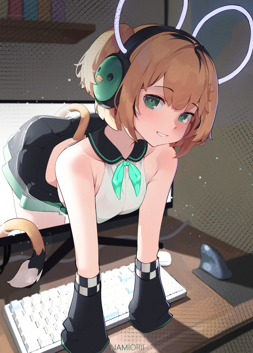 1girl absurdres animal_ear_headphones animal_ears black_hair black_skirt blonde_hair commentary computer_keyboard computer_mouse detached_sleeves dooby_(ratsune_miku)_(vtuber) dooby_(vtuber) english_commentary fake_animal_ears green_eyes grin halter_shirt halterneck headphones highres indie_virtual_youtuber indoors looking_at_viewer miniskirt monitor mouse_girl mouse_tail multicolored_hair namiorii official_alternate_costume official_alternate_hairstyle shirt short_hair skirt sleeveless sleeveless_shirt smile solo streaked_hair tail through_medium through_screen virtual_youtuber white_shirt