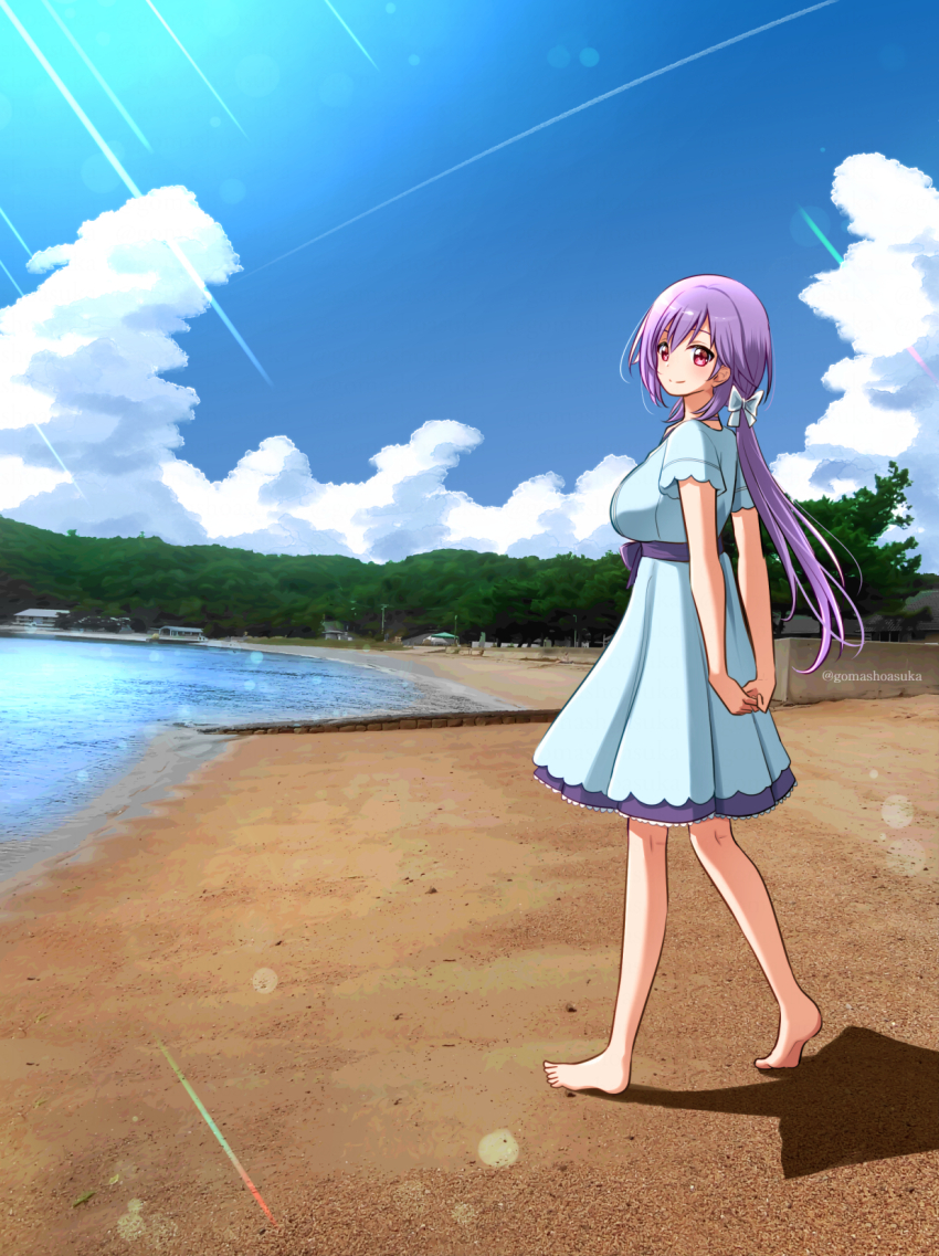 1girl arms_behind_back barefoot beach blue_dress blue_sky blush bow breasts closed_mouth cloud commentary_request cumulonimbus_cloud day dress eyebrows_hidden_by_hair from_side full_body gomasho_asuka hair_between_eyes hair_bow highres large_breasts long_hair looking_at_viewer low_ponytail mizuori_shizuku ocean outdoors photo_background ponytail purple_hair red_eyes short_sleeves sidelocks sky smile solo split_mouth standing summer_pockets sunlight twitter_username v_arms white_bow