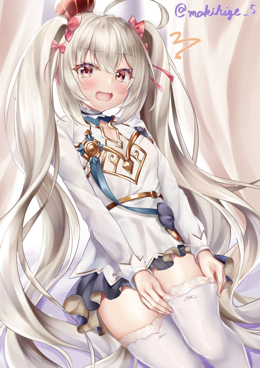 1girl absurdres azur_lane blonde_hair blush breasts brown_eyes crown fang highres long_hair makihige open_mouth small_breasts solo thighhighs twintails twitter_username valiant_(azur_lane) white_thighhighs