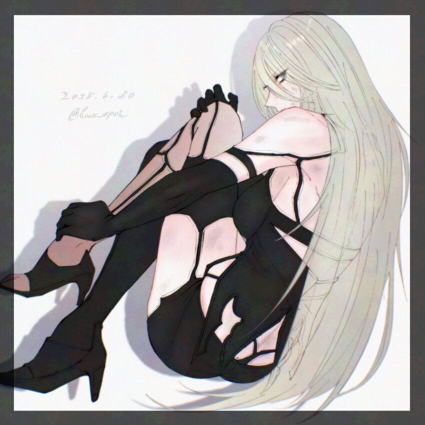 1girl a2_(nier:automata) android black_border border commentary dated grey_hair hair_between_eyes highres long_hair looking_at_viewer looking_back lux_spei nier:automata nier_(series) outside_border simple_background solo very_long_hair whale_tail_(clothing) white_background