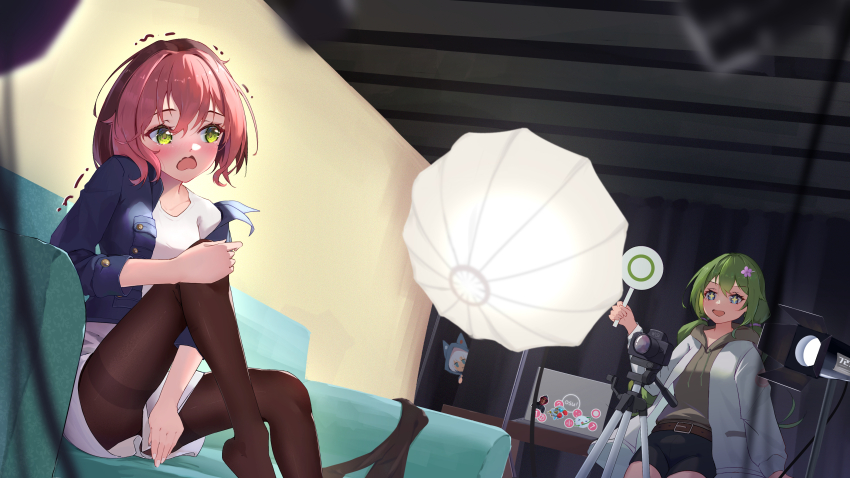 3girls absurdres blush camera chirou_(osu!) computer dean_&quot;peppy&quot;_herbert embarrassed freedom_dive green_eyes green_hair highres laptop long_hair low_twintails mocha_(osu!) multiple_girls nose_blush open_mouth osu! pink_hair pippi_(osu!) shaking short_hair sitting star-shaped_pupils star_(symbol) symbol-shaped_pupils taikonator_(osu!) twintails zunkw