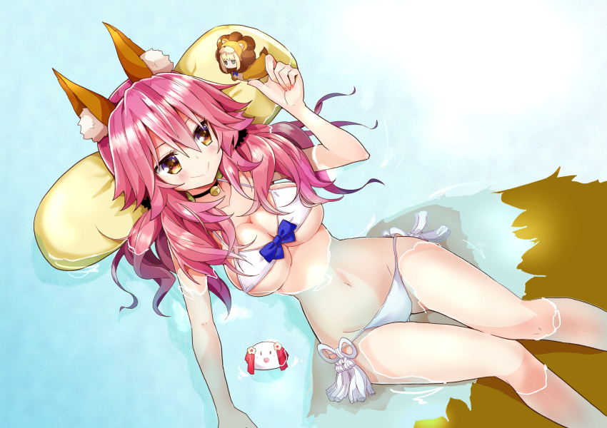 10s 2girls ahoge animal_costume animal_ears artoria_pendragon_(fate) bad_id bad_pixiv_id bell bikini blonde_hair blush breasts chibi cleavage collar fate/extra fate_(series) fox_ears fox_tail from_above green_eyes groin highres large_breasts lion_costume long_hair looking_at_another midriff multiple_girls nail_polish nanakusa_(user_rnpt7322) navel neck_bell official_alternate_costume pink_hair saber_(fate) saber_lion short_hair side-tie_bikini_bottom swimsuit tail tamamo_(fate) tamamo_no_mae_(fate/extra) tamamo_no_mae_(sexy_bikini)_(fate) water white_bikini yellow_eyes