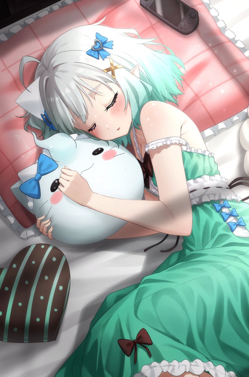 1girl absurdres ahoge bare_shoulders blue_bow bow closed_eyes dress frilled_dress frilled_pillow frills ghostenjoyerguy7007 green_dress green_hair hair_bow hair_ornament hashtag-only_commentary highres hugging_object indie_virtual_youtuber lying mint_fantome mint_fantome_(minto_2.0) multicolored_hair on_side open_mouth pillow pointy_ears short_hair sleeping solo strap_slip stuffed_animal stuffed_toy triangular_headpiece virtual_youtuber white_hair wisps_(mint_fantome) x_hair_ornament