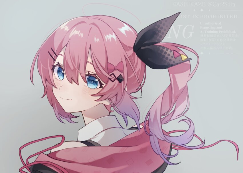 1girl black_ribbon blue_eyes blush closed_mouth commentary hair_between_eyes hair_ornament hair_ribbon hairclip hashtag-only_commentary highres kashikaze kuramochi_meruto kuramochi_meruto_(1st_costume) long_hair looking_at_viewer nijisanji pink_hair purple_hair ribbon side_ponytail solo upper_body virtual_youtuber