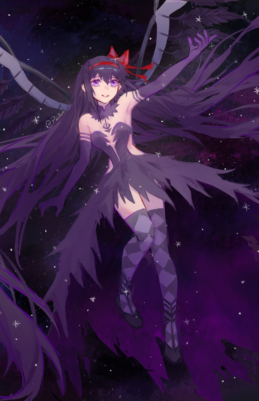 1girl absurdly_long_hair akemi_homura akuma_homura argyle_clothes argyle_thighhighs armlet bare_shoulders black_collar black_dress black_shoes black_wings bow center_opening collar detached_collar dress elbow_gloves eyelashes feather-trimmed_dress feathered_wings floating floating_hair full_body gloves grey_thighhighs hair_between_eyes hair_bow hairband high_collar highres jewelry light_particles long_dress long_hair looking_ahead mahou_shoujo_madoka_magica mahou_shoujo_madoka_magica:_hangyaku_no_monogatari open_mouth outstretched_arm paiiart purple_eyes purple_gloves purple_hair purple_thighhighs red_bow red_hairband shoes side_slit smile solo space sparkle spread_wings strapless strapless_dress teeth thighhighs twitter_username two-tone_thighhighs very_long_hair wings
