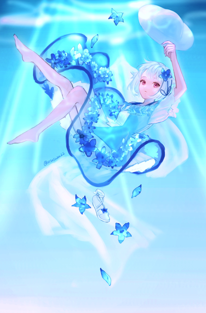 1girl absurdres bare_legs barefoot blue_background blue_dress blue_flower blue_hair closed_mouth commentary_request dress dress_flower floating_clothes flower full_body hair_flower hair_ornament hat highres holding holding_unworn_clothes holding_unworn_hat lize_helesta lize_helesta_(2nd_costume) looking_at_viewer medium_dress multicolored_hair nijisanji purple_eyes sandals short_hair solo streaked_hair twitter_username two-tone_hair underwater unworn_hat unworn_headwear unworn_sandals usasuzu virtual_youtuber white_hair white_hat white_sandals