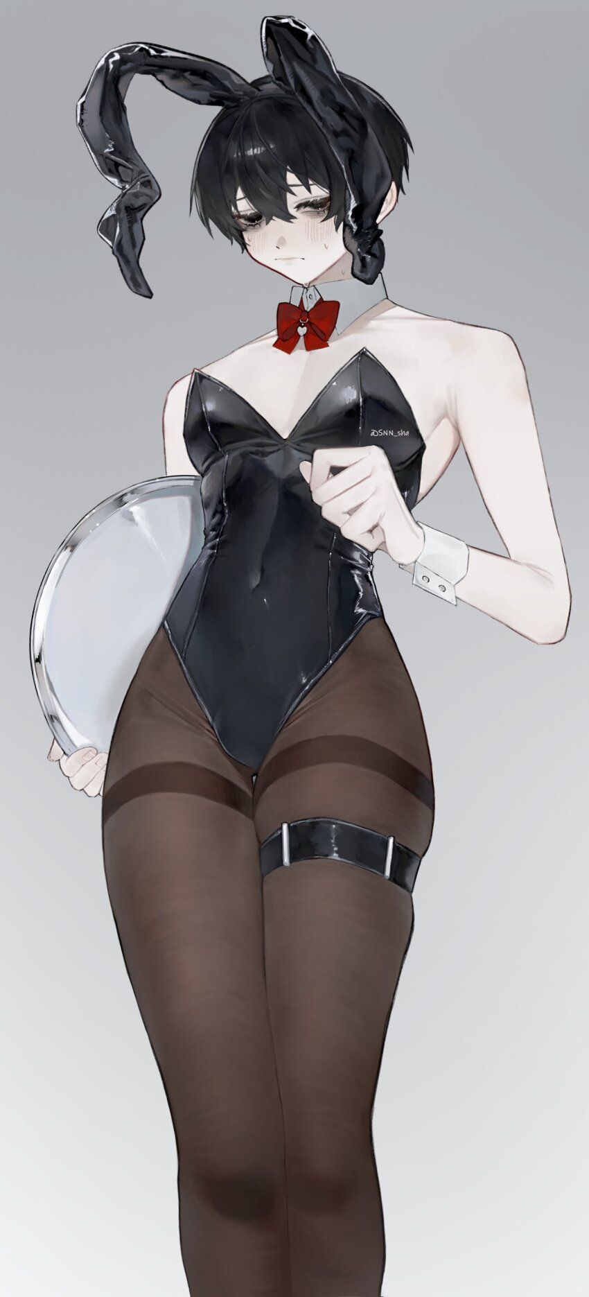 1boy absurdres animal_ears black_eyes black_hair bow bowtie bracelet cleavage_cutout clothing_cutout double-parted_bangs drooping_headgear hair_between_eyes hand_up highres holding holding_mirror jewelry leg_belt limbus_company looking_at_viewer male_focus male_playboy_bunny mirror pantyhose project_moon rabbit_ears red_bow red_bowtie skin_tight snn_shq solo yi_sang_(project_moon)