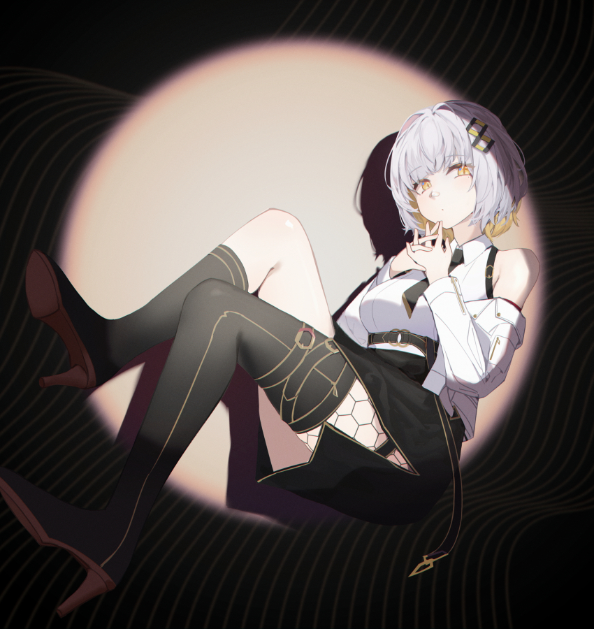 1girl asymmetrical_footwear bare_shoulders black_boots black_necktie black_skirt boots breasts closed_mouth collared_shirt full_body grey_hair hachi_(live_union) high_heel_boots high_heels highres jacket knee_boots live_union long_sleeves looking_at_viewer medium_breasts necktie off_shoulder open_clothes open_jacket own_hands_together ru_yan shirt short_hair single_knee_boot single_thigh_boot skirt solo spotlight thigh_boots virtual_youtuber white_jacket white_shirt yellow_eyes