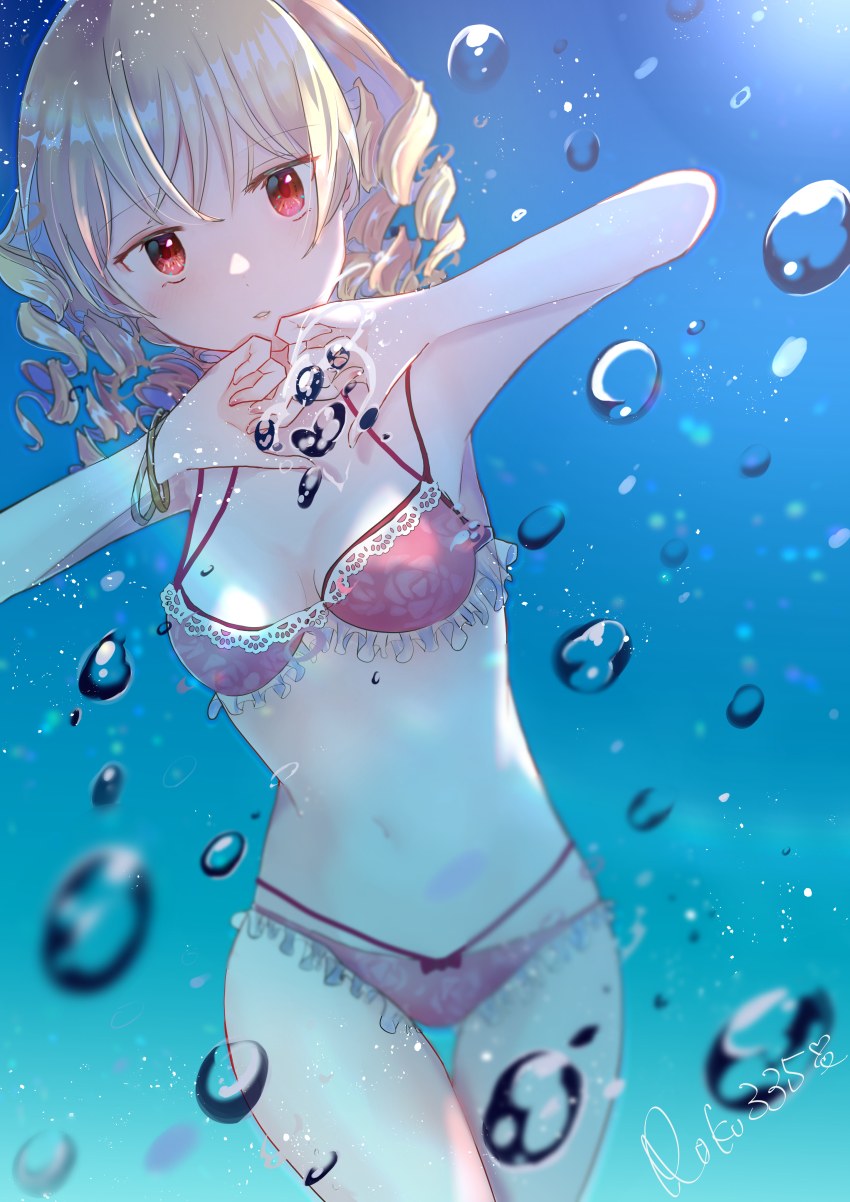 1girl absurdres bangle bikini blonde_hair blush bow bow_bikini bracelet breasts curly_hair gokusai_kaibi highres jewelry lace_bikini looking_at_viewer medium_hair multi-strapped_bikini pink_bikini red_eyes roku3358 signature solo swimsuit tagme toaru_majutsu_no_index underwater wet