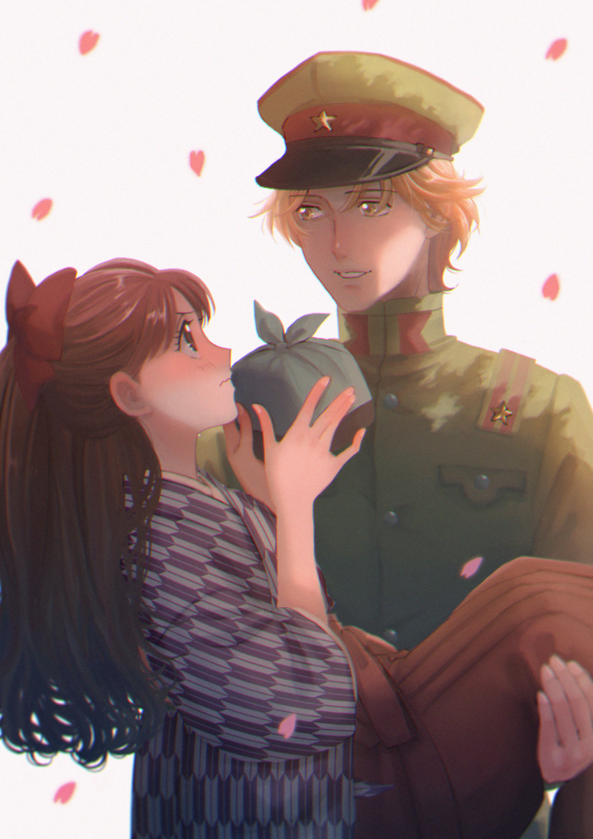 1boy 1girl blonde_hair blush bow brown_hair brown_hakama carrying eye_contact green_hat haikara-san_ga_tooru hakama hakama_skirt hanamura_benio hat hetero highres ijuuin_shinobu japanese_clothes kimono looking_at_another military military_uniform parted_lips posha-art princess_carry red_bow skirt smile wavy_mouth white_background