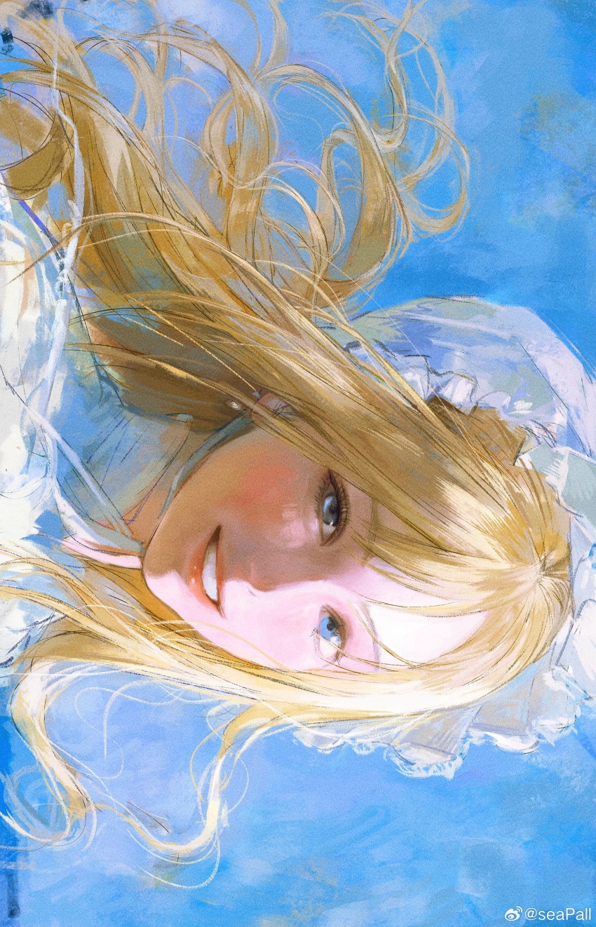 1girl absurdres artist_name blonde_hair blue_background blue_eyes clenched_teeth floating_hair hair_between_eyes highres light_blush long_hair looking_at_viewer original portrait seapall sidelocks simple_background smile solo teeth watermark weibo_watermark