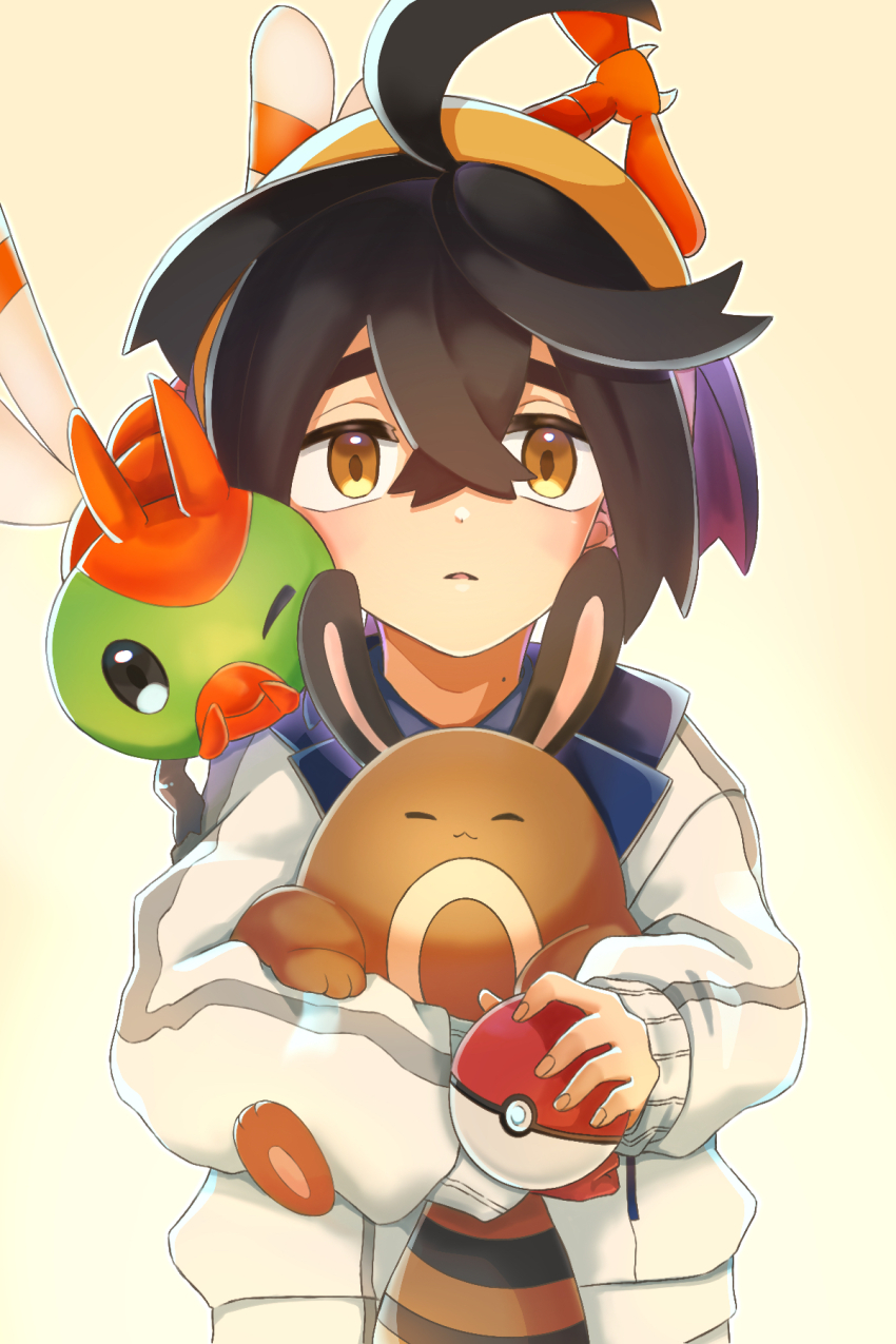 1boy black_hair brown_eyes commentary_request crossed_bangs gen_2_pokemon hair_between_eyes hairband highres holding holding_poke_ball holding_pokemon jacket kieran_(pokemon) konishi_chanmaru long_sleeves looking_at_viewer male_focus nintendo parted_lips poke_ball poke_ball_(basic) pokemon pokemon_(creature) pokemon_sv sentret short_hair white_jacket yanma yellow_hairband