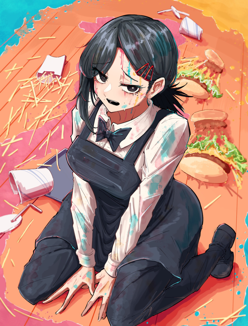 1girl apron black_apron black_bow black_bowtie black_eyes black_hair black_pants bow bowtie breasts burger chainsaw_man collared_shirt commentary_request cup disposable_cup failure food french_fries full_body hair_ornament hairclip higashiyama_kobeni highres kneeling long_sleeves looking_at_viewer medium_breasts medium_hair mole mole_under_eye mole_under_mouth multiple_moles odoro_(nicoseiga81184094) open_mouth pants ponytail shirt short_ponytail single_sidelock soda solo spill swept_bangs tray white_shirt
