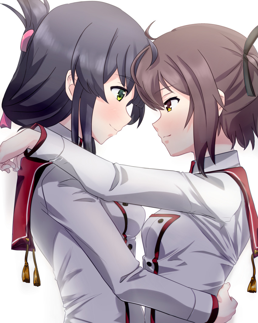 2girls absurdres arms_around_neck black_hair blush breasts brown_eyes brown_hair closed_mouth commentary_request etou_kanami folded_ponytail from_side green_eyes hair_ribbon hand_on_another&#039;s_back highres large_breasts long_sleeves looking_at_another mashitono_desu medium_breasts minoseki_gakuin_uniform multiple_girls one_side_up red_sailor_collar ribbon sailor_collar school_uniform shirt short_hair sidelocks simple_background smile standing toji_no_miko upper_body white_background white_shirt winter_uniform yanase_mai yuri