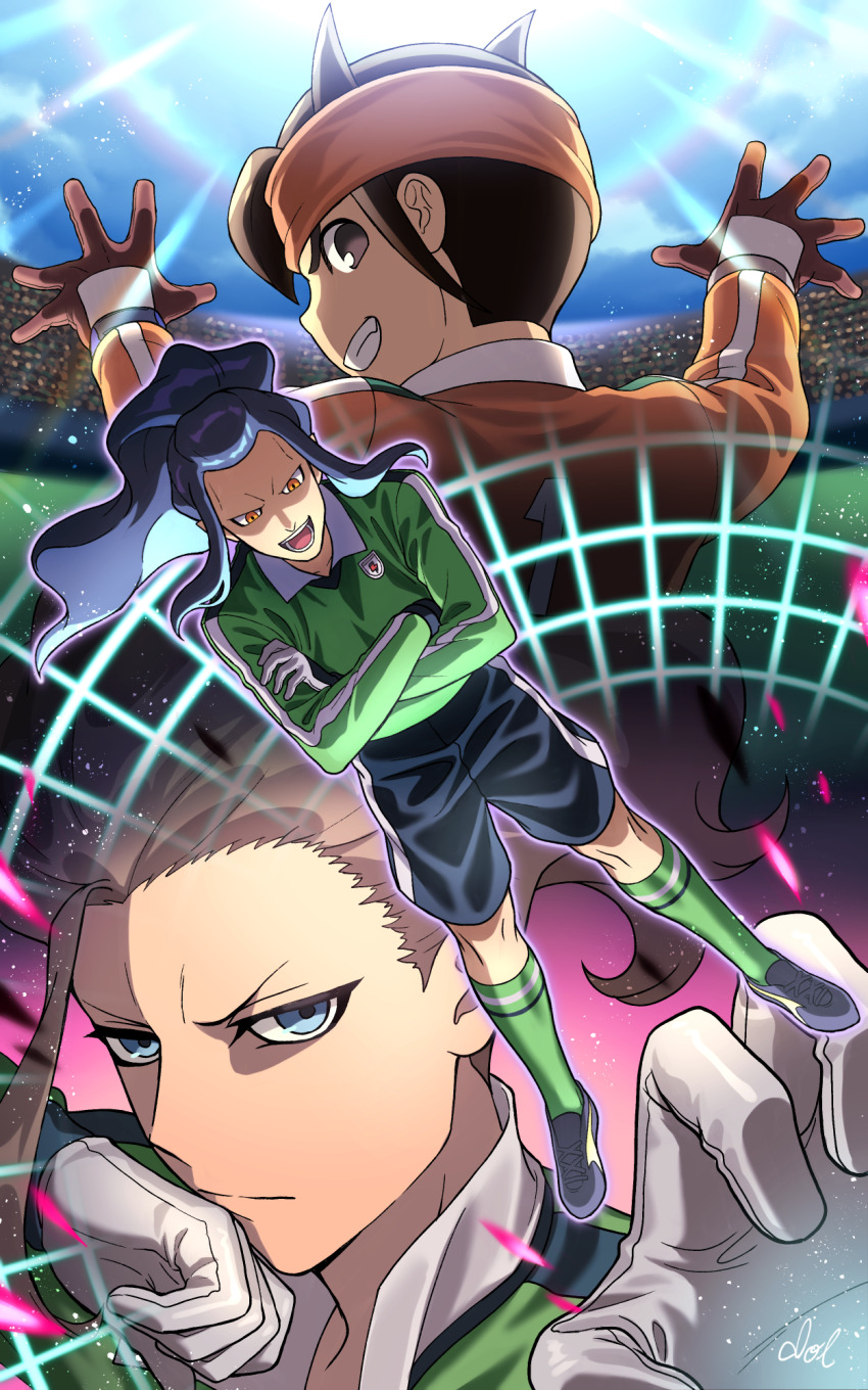 3boys black_shorts blue_eyes blue_hair blue_sky brown_eyes brown_hair crowd dolustoy endou_mamoru gloves goalkeeper green_shirt green_socks headband highres inazuma_eleven_(series) kneehighs long_hair looking_at_viewer looking_back male_focus multiple_boys nishikage_seiya orange_eyes orange_headband orange_shirt saginuma_osamu shirt shorts sky soccer_uniform socks sportswear stadium white_gloves