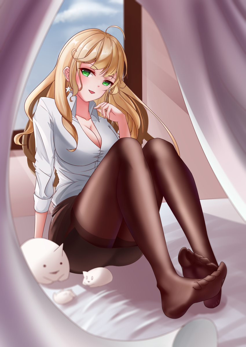 1girl absurdres blonde_hair breasts cleavage feet green_eyes highres long_hair looking_at_viewer miniskirt missouri_(warship_girls_r) office_lady open_mouth pantyhose skirt soles toes warship_girls_r xiao_yi