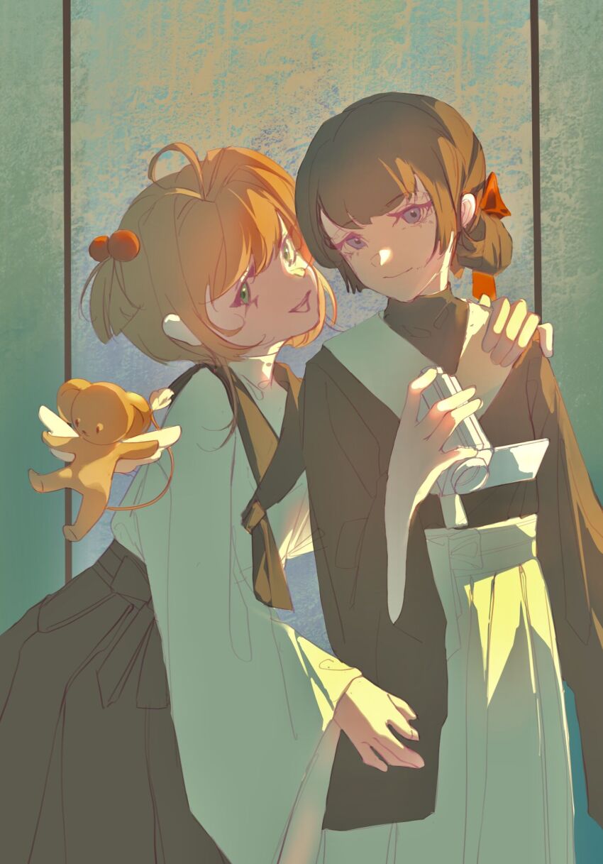 2girls ahoge alternate_costume black_bow black_hair black_hakama black_shirt blonde_hair blunt_bangs bow camcorder camera cardcaptor_sakura closed_mouth commentary cowboy_shot daidouji_tomoyo eyelashes ferret green_eyes hair_bobbles hair_bow hair_bun hair_intakes hair_ornament hakama hakama_skirt hand_on_another&#039;s_shoulder highres holding holding_camera hug hug_from_behind indoors japanese_clothes kero_(cardcaptor_sakura) kinomoto_sakura multiple_girls open_mouth purple_eyes qin&#039;ai_de_xiong_xiansheng red_bow shirt short_hair shouji single_hair_bun skirt sliding_doors smile swept_bangs teeth turtleneck turtleneck_shirt two_side_up updo upper_teeth_only video_camera waist_bow white_hakama white_shirt winged_animal