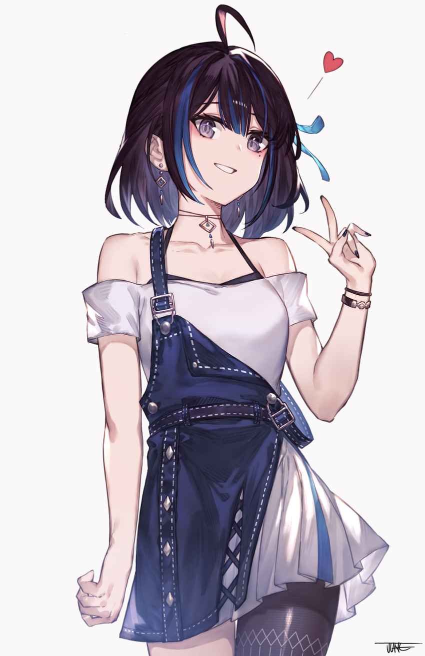 1girl ahoge bare_shoulders black_hair black_nails black_pantyhose blue_hair blue_overalls blue_ribbon bracelet breasts commentary_request cowboy_shot earrings grey_eyes grin hair_ribbon heart highres indie_virtual_youtuber jewelry jun_wei looking_at_viewer medium_breasts mole mole_under_eye multicolored_hair nail_polish necklace off-shoulder_shirt off_shoulder overalls pantyhose pleated_skirt ribbon shirt short_hair signature simple_background single_leg_pantyhose skirt smile solo standing streaked_hair suspenders suspenders_slip v very_long_fingernails virtual_youtuber white_background white_shirt white_skirt yubari_rei