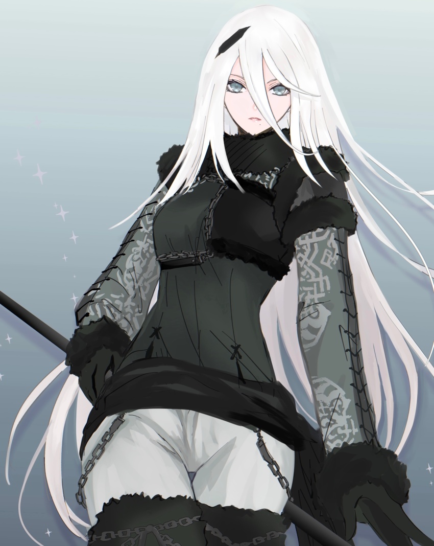 1girl a2_(nier:automata) black_gloves commentary_request cosplay fur-trimmed_jacket fur_trim gloves gradient_background grey_background grey_eyes grey_jacket helen_(helen2210hk) highres jacket long_hair mole mole_under_mouth nier nier:automata nier_(brother) nier_(brother)_(cosplay) nier_(series) pants pink_lips solo sparkle standing very_long_hair white_hair white_pants