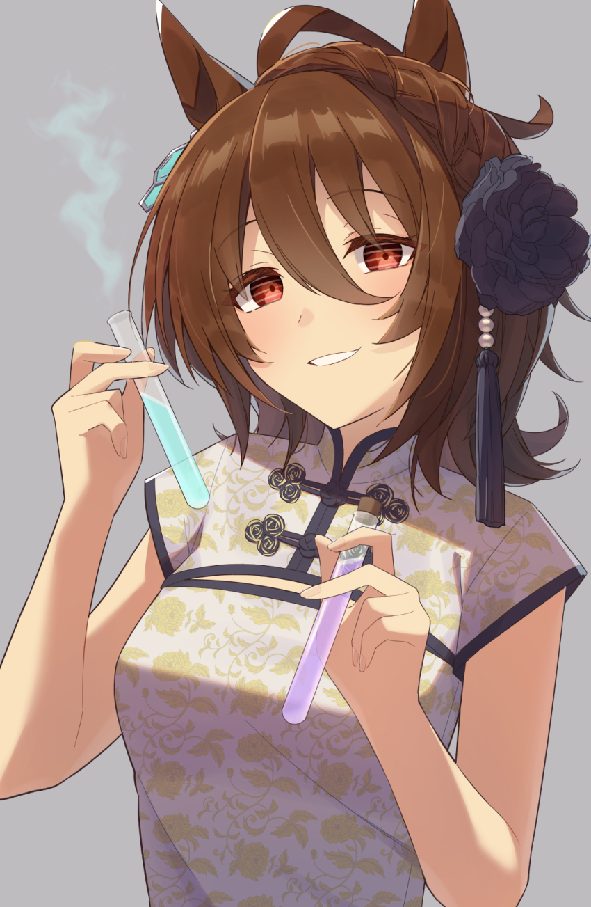 1girl agnes_tachyon_(umamusume) ahoge animal_ears black_flower black_rose brown_hair china_dress chinese_clothes cork dress flower fume grey_background grin hair_between_eyes hair_flower hair_ornament highres holding holding_test_tube horse_ears horse_girl looking_at_viewer nonono_(1399900) red_eyes rose short_hair short_sleeves simple_background smile solo teeth test_tube umamusume upper_body white_dress