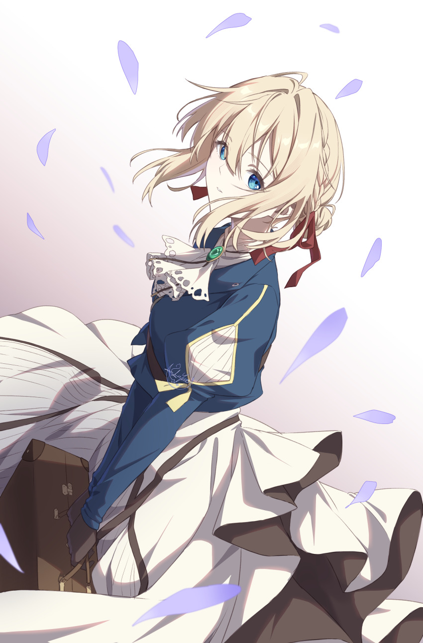 1girl absurdres blonde_hair blue_eyes brown_gloves closed_mouth dress gloves highres holding holding_suitcase luyue medium_hair smile solo suitcase violet_evergarden violet_evergarden_(series)