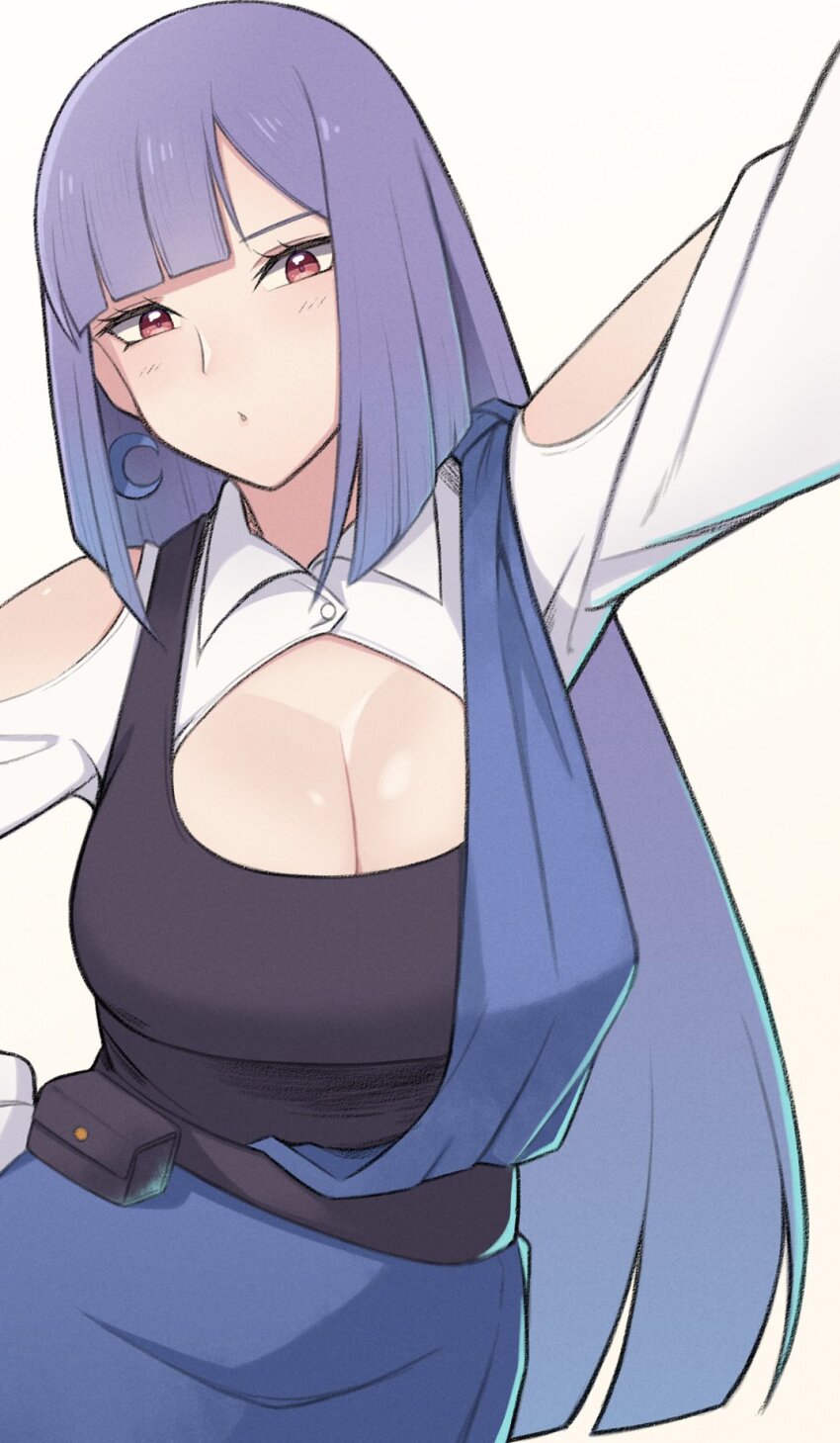 1girl black_tank_top blunt_bangs blunt_ends breasts cleavage clothing_cutout commentary crescent crescent_earrings earrings gradient_hair gundam gundam_zz hand_on_own_hip highres jewelry konishiki_(52siki) large_breasts long_hair long_sleeves looking_at_viewer multicolored_hair outstretched_arm pouch purple_hair red_eyes roux_louka shrug_(clothing) simple_background solo symbol-only_commentary tank_top white_background