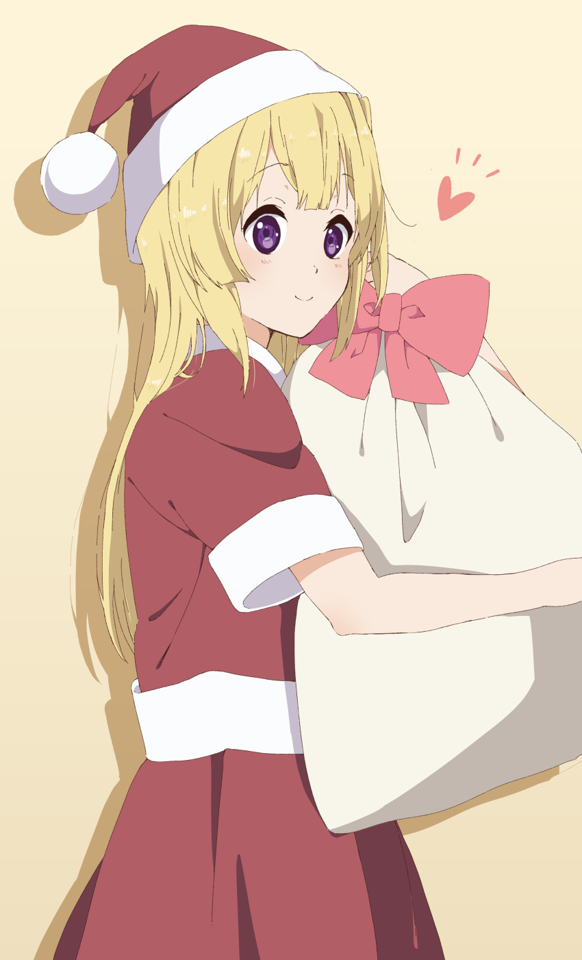 1girl 22/7 absurdres bag blonde_hair blush christmas closed_mouth cowboy_shot dress from_side fujima_sakura fur-trimmed_dress fur-trimmed_headwear fur_trim gift_bag hat heart highres holding holding_bag long_hair looking_at_viewer one_side_up purple_eyes red_dress red_hat santa_costume santa_dress santa_hat short_sleeves simple_background smile solo tanpaku_(oqu_2) yellow_background