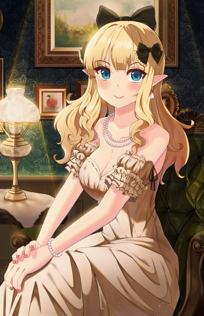 1girl absurdres alternate_costume bare_shoulders black_bow blonde_hair blue_eyes bow bracelet breasts brown_dress chair cleavage closed_mouth commentary_request cowboy_shot dress earrings elf hair_bow hand_on_own_knee highres holmemee indoors jewelry lamp large_breasts long_hair looking_at_viewer nail_polish necklace off-shoulder_dress off_shoulder on_chair own_hands_together painting_(object) pearl_bracelet pearl_necklace pink_nails pointy_ears princess_connect! saren_(princess_connect!) sitting smile solo